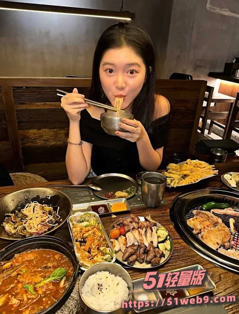 高颜值女演员 冯凯憶 金主酒店露脸视频被扒 4 高颜值女演员 冯凯憶 金主酒店露脸视频被扒 4