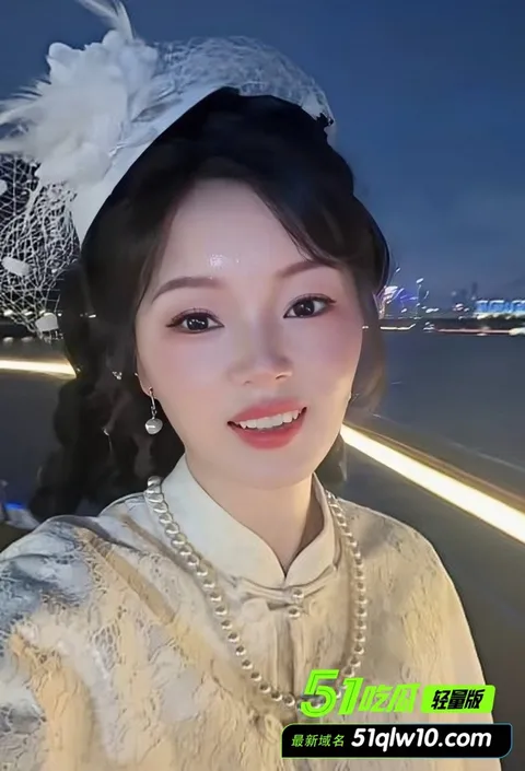 抖音727w粉女网红黄琴找男模 农家励志甜妹人设翻车 3 抖音727w粉女网红黄琴找男模 农家励志甜妹人设翻车 3